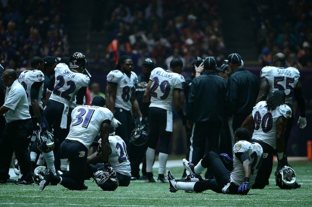 The Best And Most Surreal Photographs From The Power Outage At The Superdome