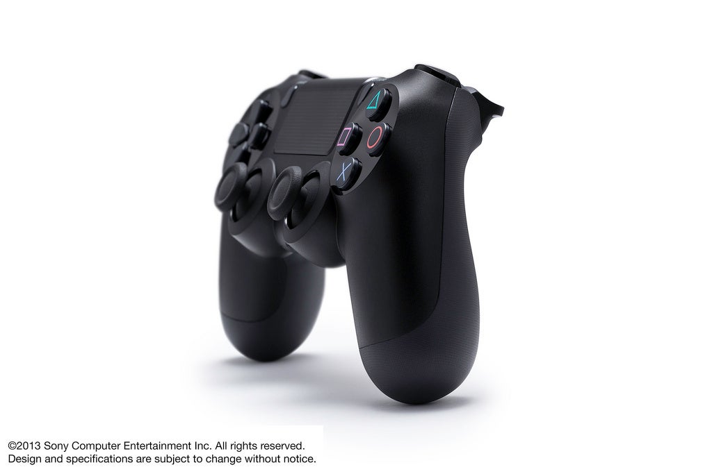First Official Pics Of The PlayStation 4's New Controller & Camera