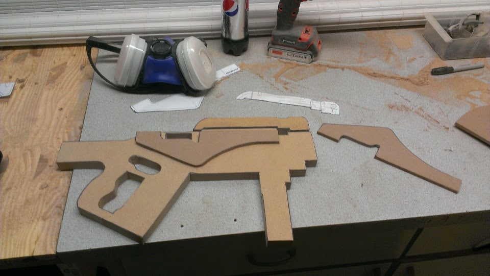 Fight for Humanity with this Awesome Mass Effect Gun Replica