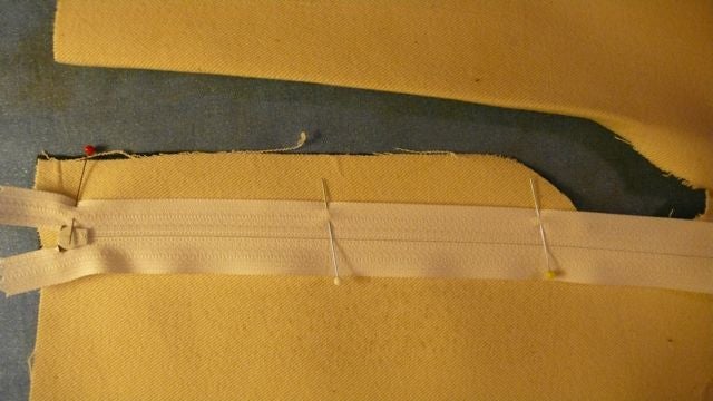 How To Make A Pair Of White Short-Shorts