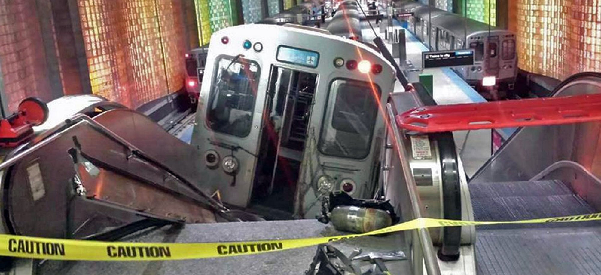 Train Derails at Chicago Airport, Makes It Halfway Up the Stairs