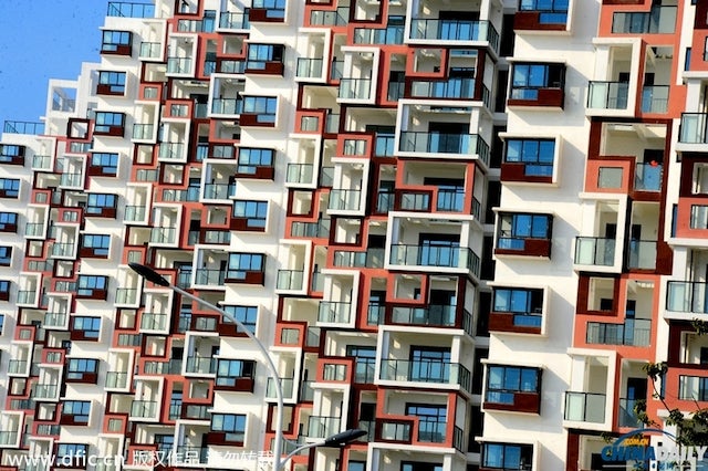 A Look At China&#39;s Dizzying &quot;Rubik&#39;s Cube&quot; Buildings