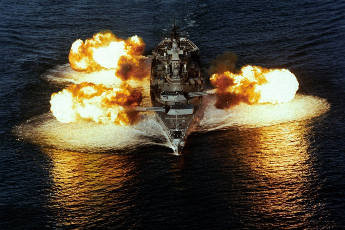Spectacular Photos Of The US Navy's Most Powerful Battleship Ever | Gizmodo Australia1200 x 800