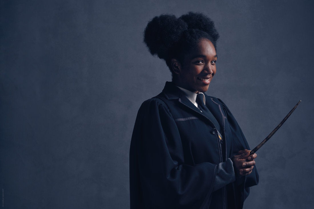Harry Potter and the Cursed Child Reveals Hermione Granger and Ron Weasley's Family Photo