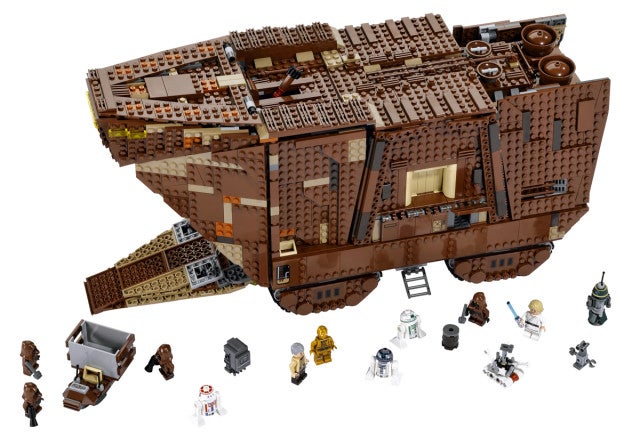 Behold the New 3,296-piece Lego Star Wars Sandcrawler!