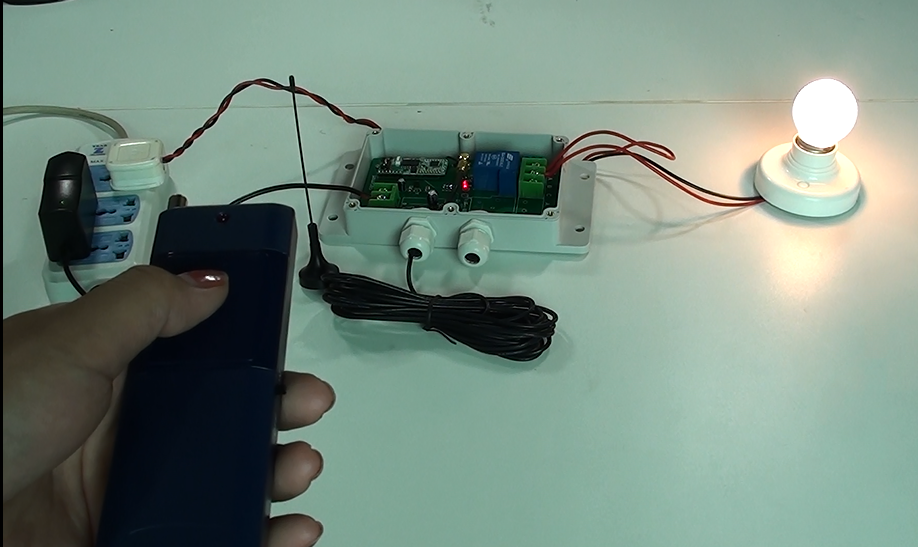 how to make light remote control