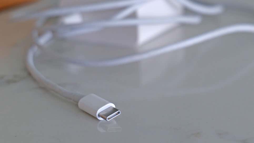Apple's Next Trick: Letting You Borrow Cables From Android Friends