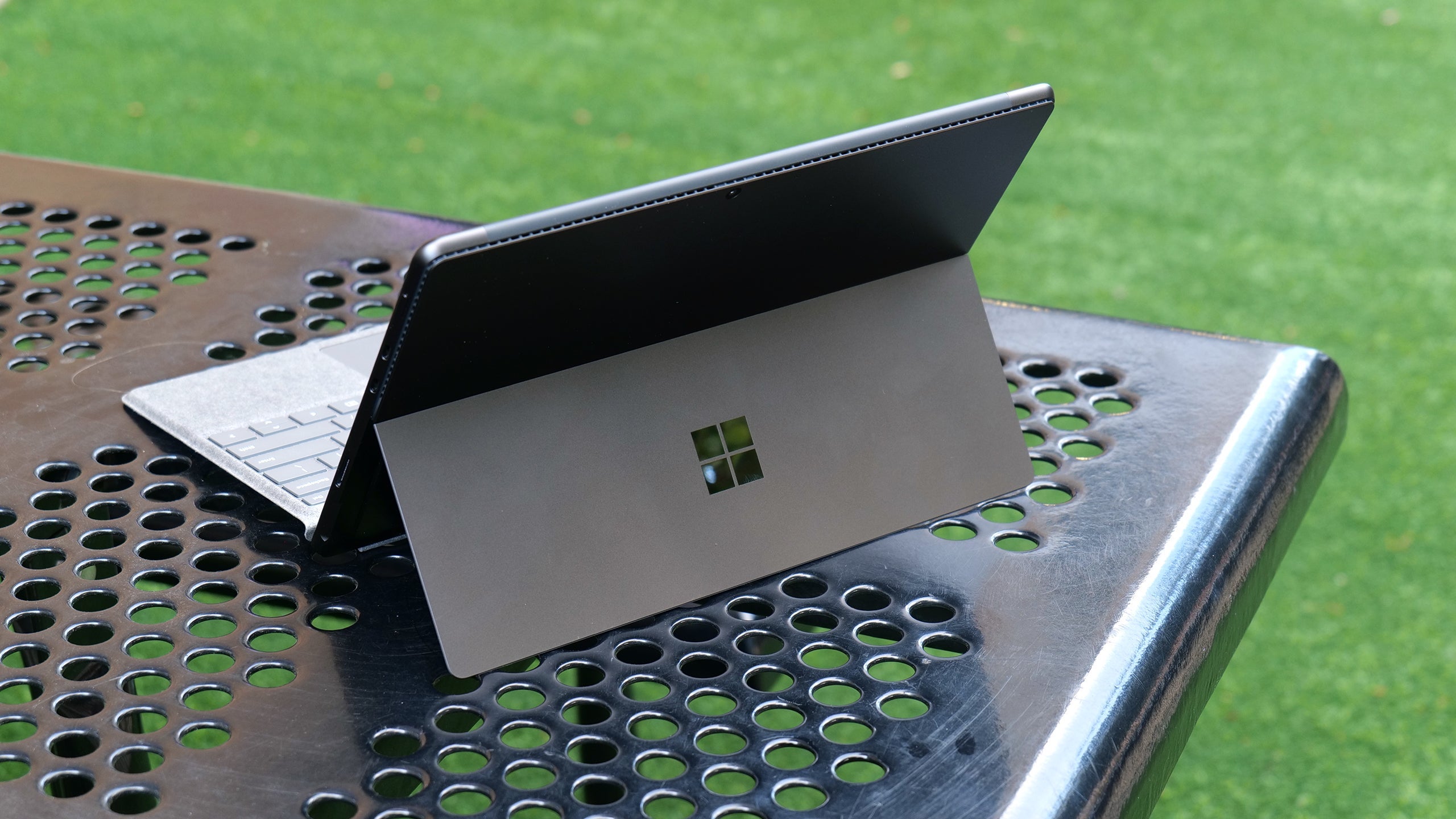 Leak: Microsoft's Surface Go 3 Coming in Matte Black