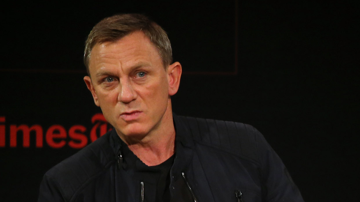 Can You Answer These Sex Questions For Daniel Craig? - ClickHole