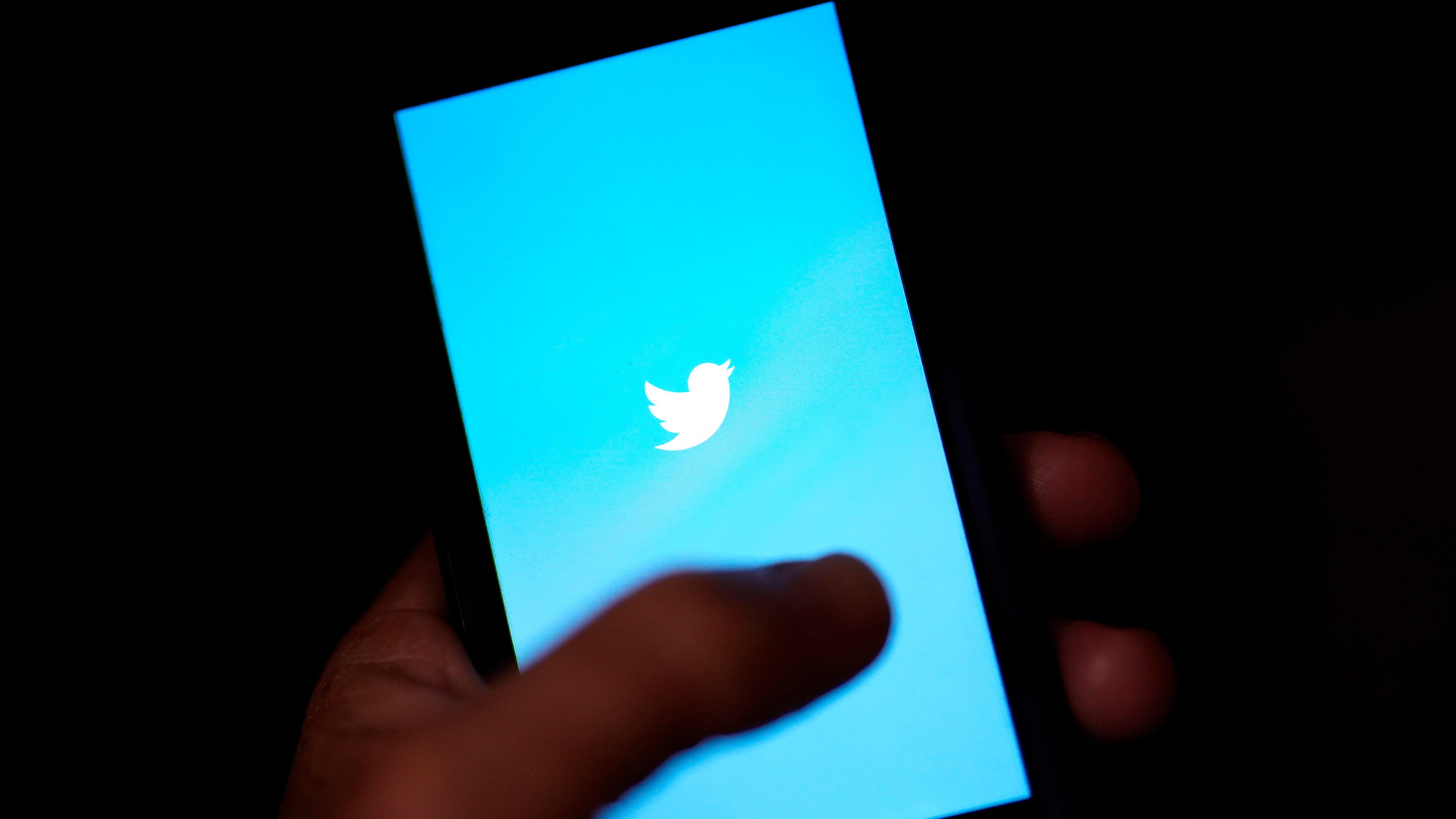 Twitter Tests a New Feature That Lets You Co-Author Tweets