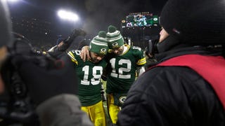 Jets' Randall Cobb's stunning wife celebrates her husband's Aaron Rodgers  reunion in the Big Apple