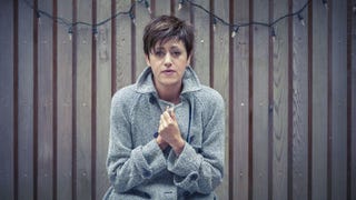 Tracey Thorn Keeps Things Crisp With Icy And Festive Songs About