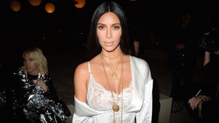 Details From Kim Kardashian S Paris Robbery Emerge From Police Report