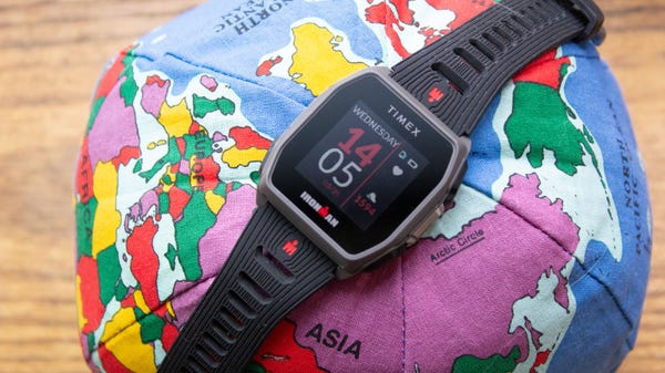 Timex S New Gps Smartwatch May Not Be Cute But It S Cheap Gizmodo Uk