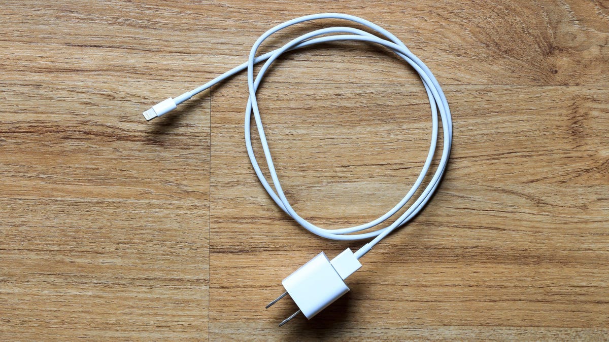 How to Salvage Your Frayed Charging Cables thumbnail