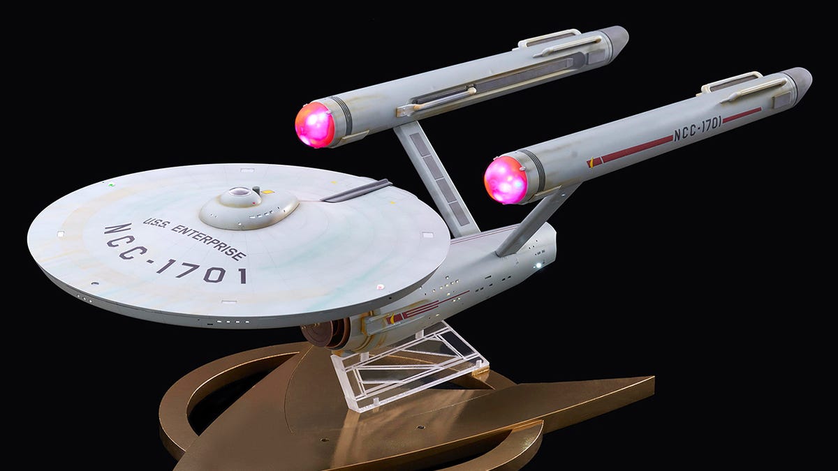 Modelo de Star Trek USS Enterprise creado con la ayuda del Smithsonian