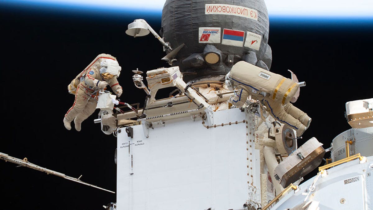 El mal funcionamiento del traje espacial fuerza la cancelación de la caminata espacial de la ISS
