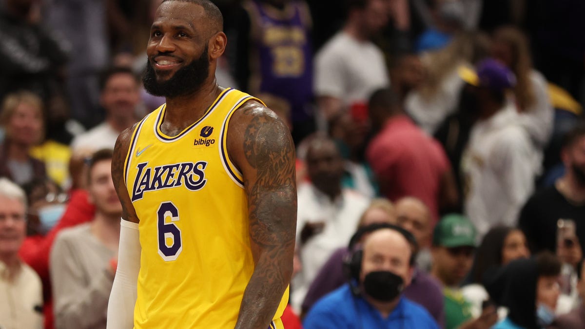LeBron James passes Karl Malone in quest to becoming NBA’s scoring GOAT