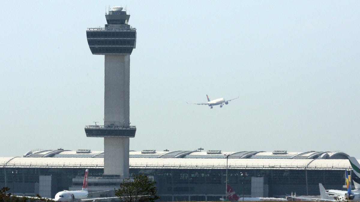 FAA Admits Air Site visitors Controller Scarcity New York’s Airports