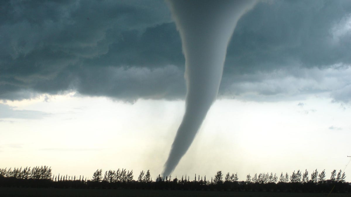 9 Tips That Could Save Your Life in Very Specific Emergencies