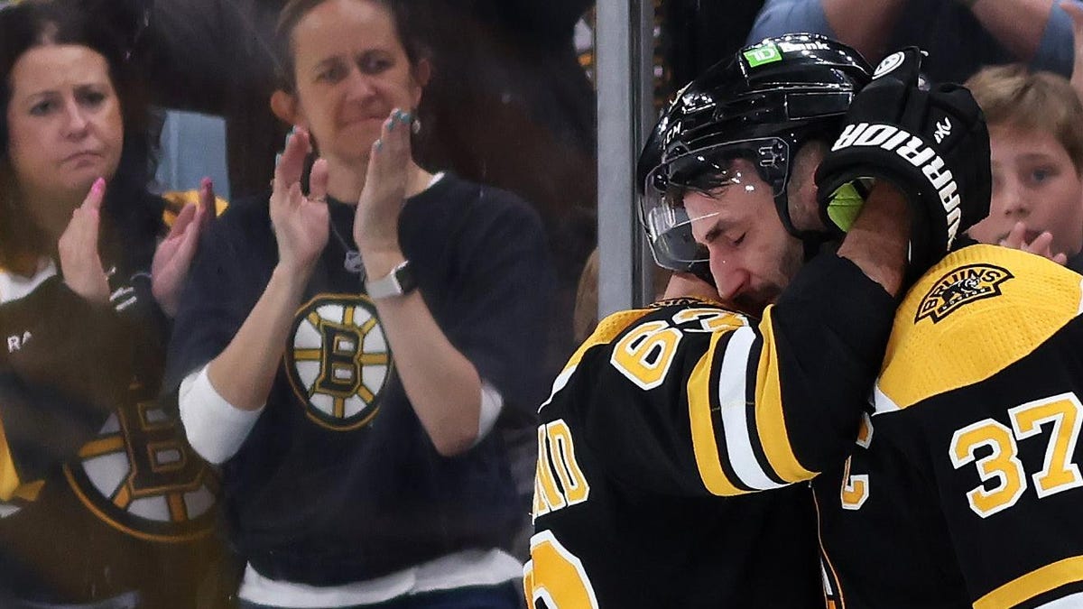 Read more about the article Two NHL top seeds bite the dust as the Bruins and Avs fall