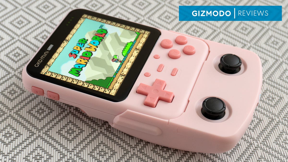 This Handheld Can Put on Joystick Pants For 3D Games