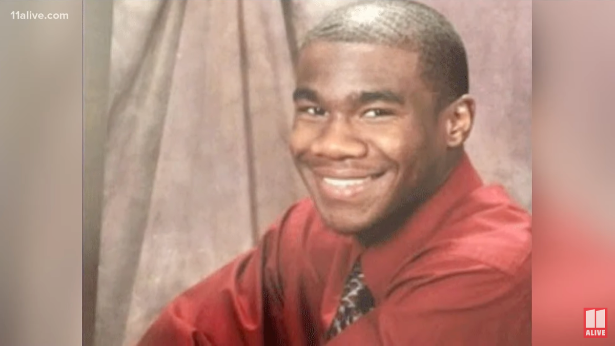 U.S. Marshal and Georgia officer charged with capturing Jamarion Robinson