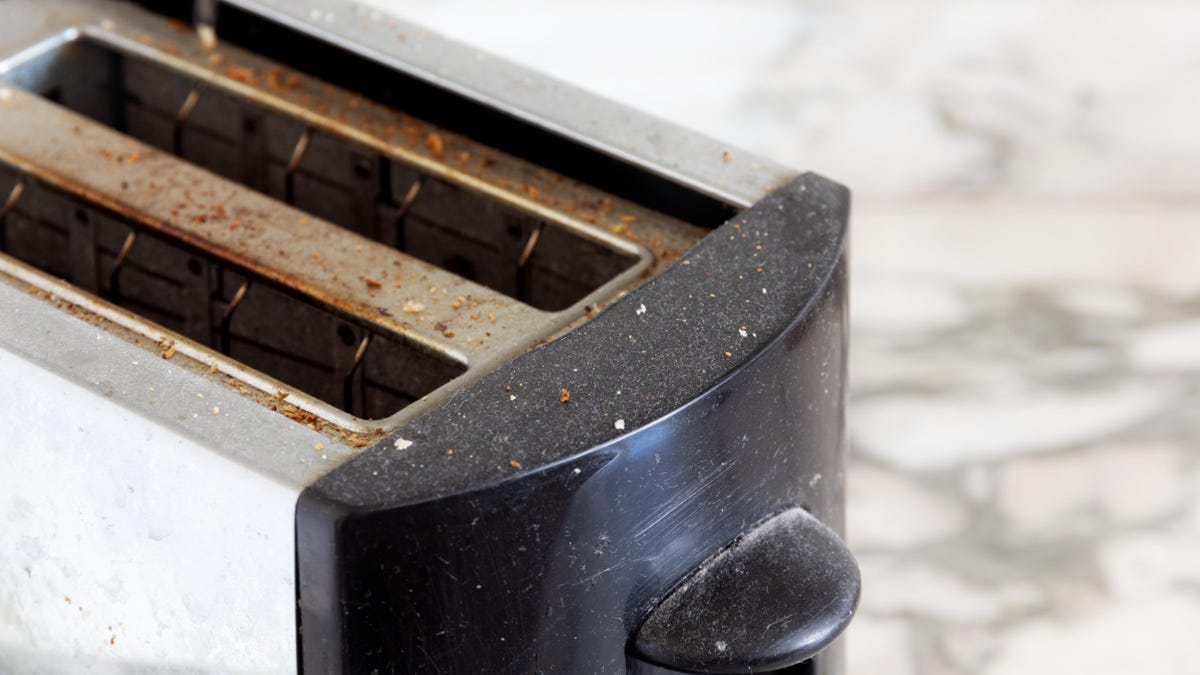 How to clean your toaster the right way