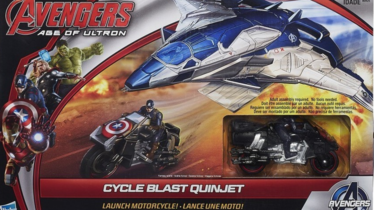 Black Widow Absent From A Toy Based On One Of Her Coolest Aou Moments