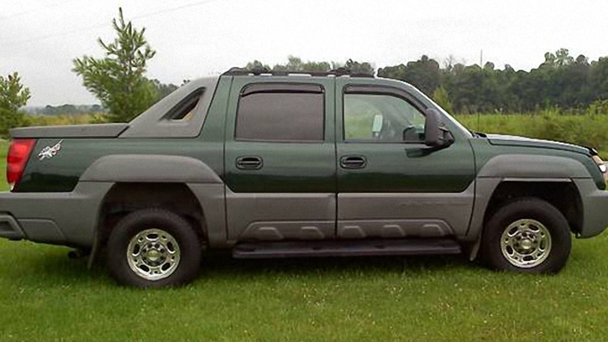 For 11 200 This 2002 Chevy Avalanche 2500 Is A Big Block Party