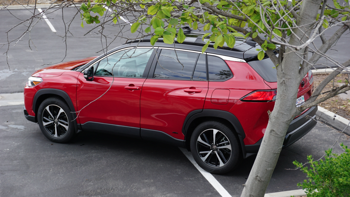 The 15 Crossovers With the Best Gas Mileage in 2023