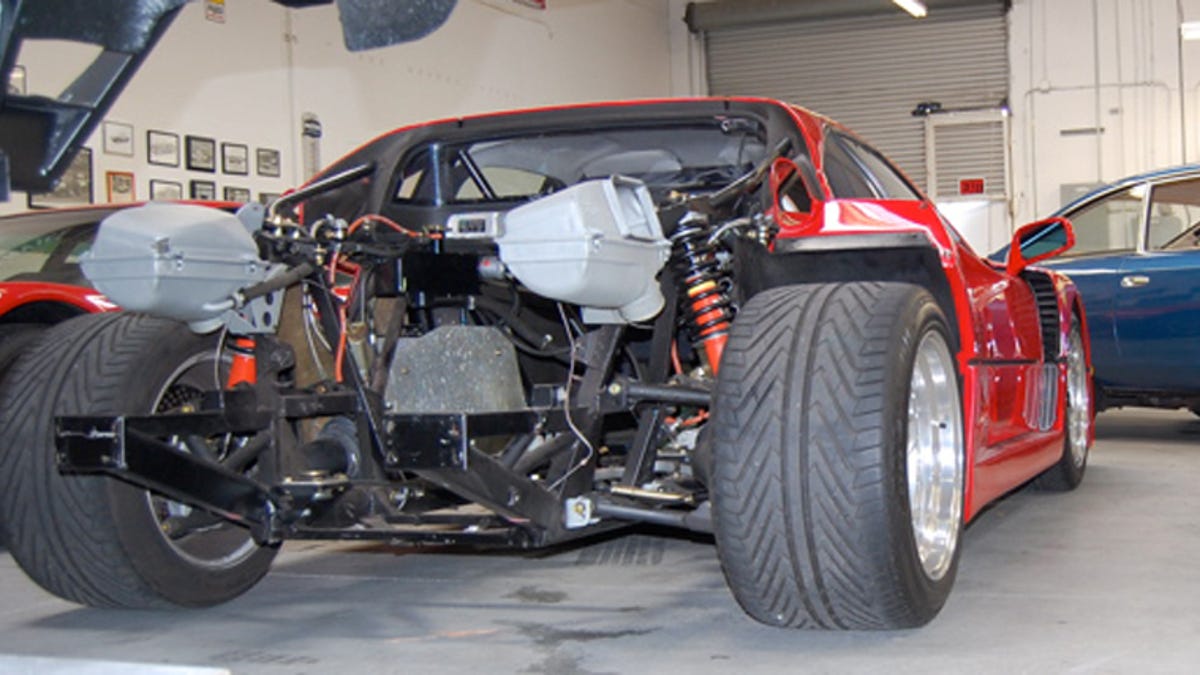 Tearing Down The Engine Of A Ferrari F40