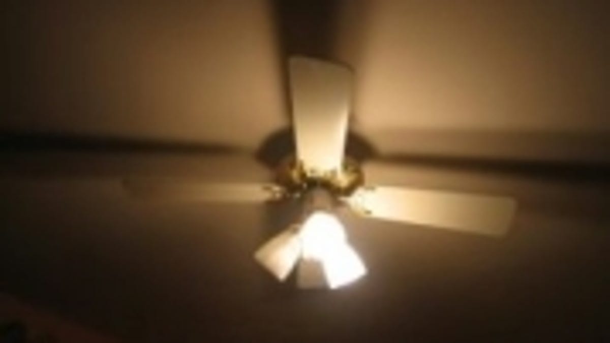 Run Ceiling Fans Counter Clockwise For Summer Savings