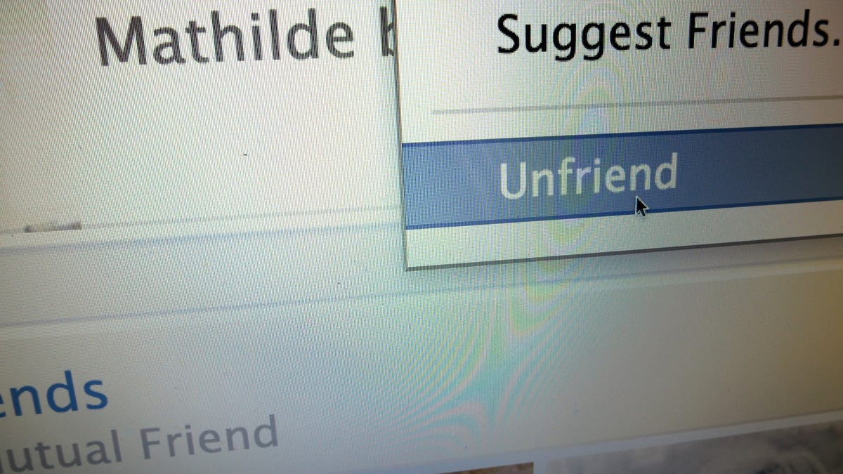 How To Deal With Someone Unfriending You