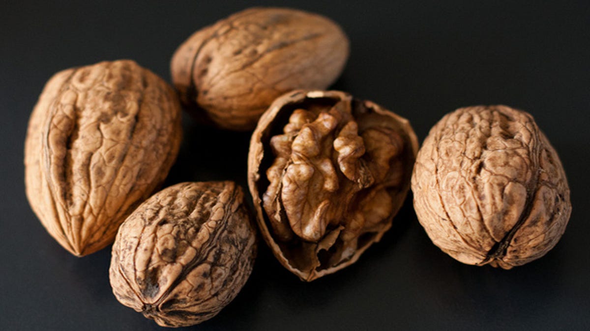 Protect Wooden Kitchenware With Walnut Oil