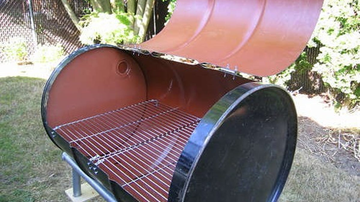 Turn a 55-Gallon Drum into a Barbecue