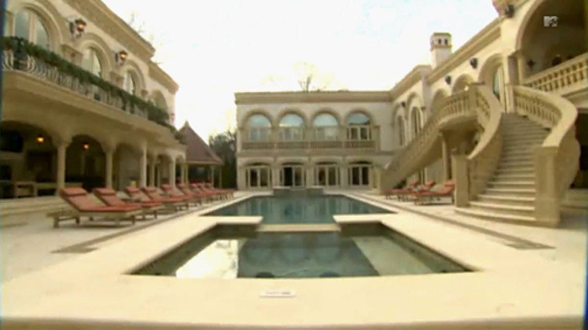 Inside Real Housewives Kim S Big Poppa S House