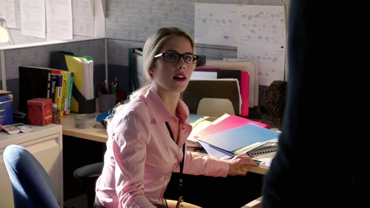 An Ode To Felicity Smoak The Coolest Character On Arrow