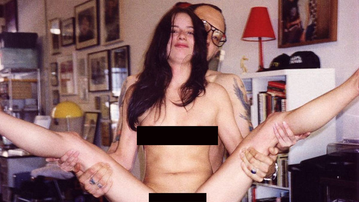 Juliette Lewis Leaked Sex Tape - Updated: Who Is This Woman Having Sex With...