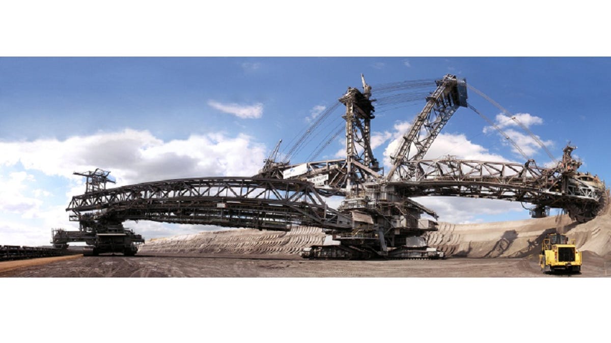 The Single Largest Land Vehicle On Earth