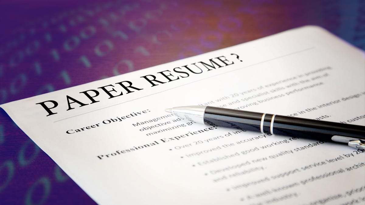 Do people still use resume paper
