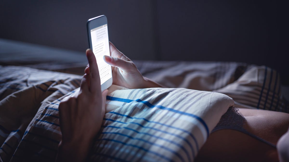 Lohnt es sich wirklich zu masturbieren, bevor du deinem Ex eine SMS schreibst?