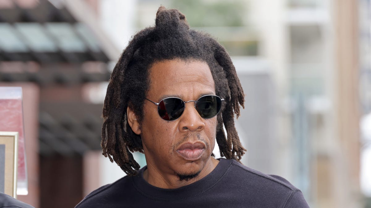 Jay-Z and Jack Dorsey bring crypto to Brooklyn's Marcy Houses, to middling effect