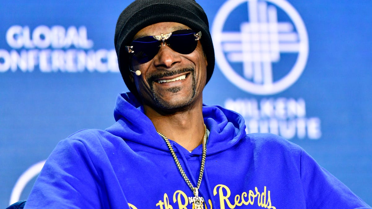 Snoop Dogg Gifts Us With the Best Barbie Review of the Year