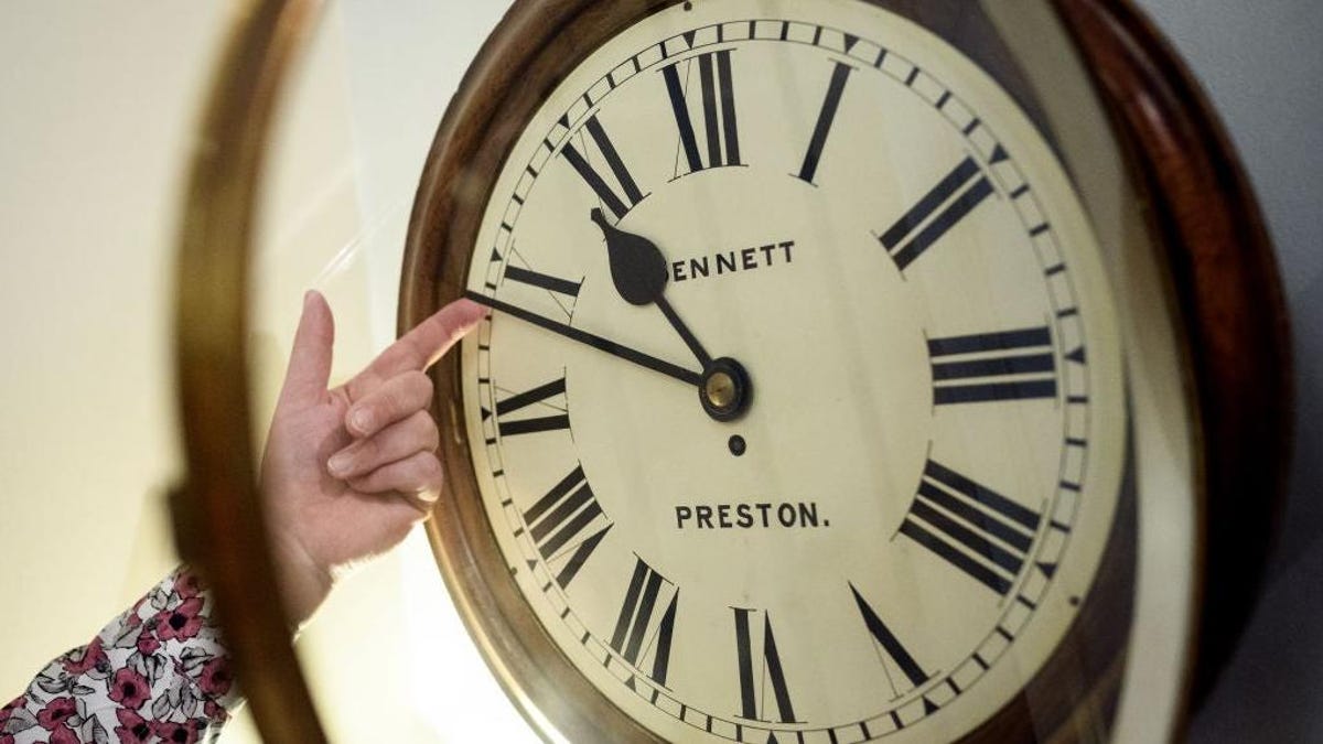 Marco Rubio Reminds You to Adjust Your Clock on Sunday With Renewed Push for Permanent Daylight Saving Time