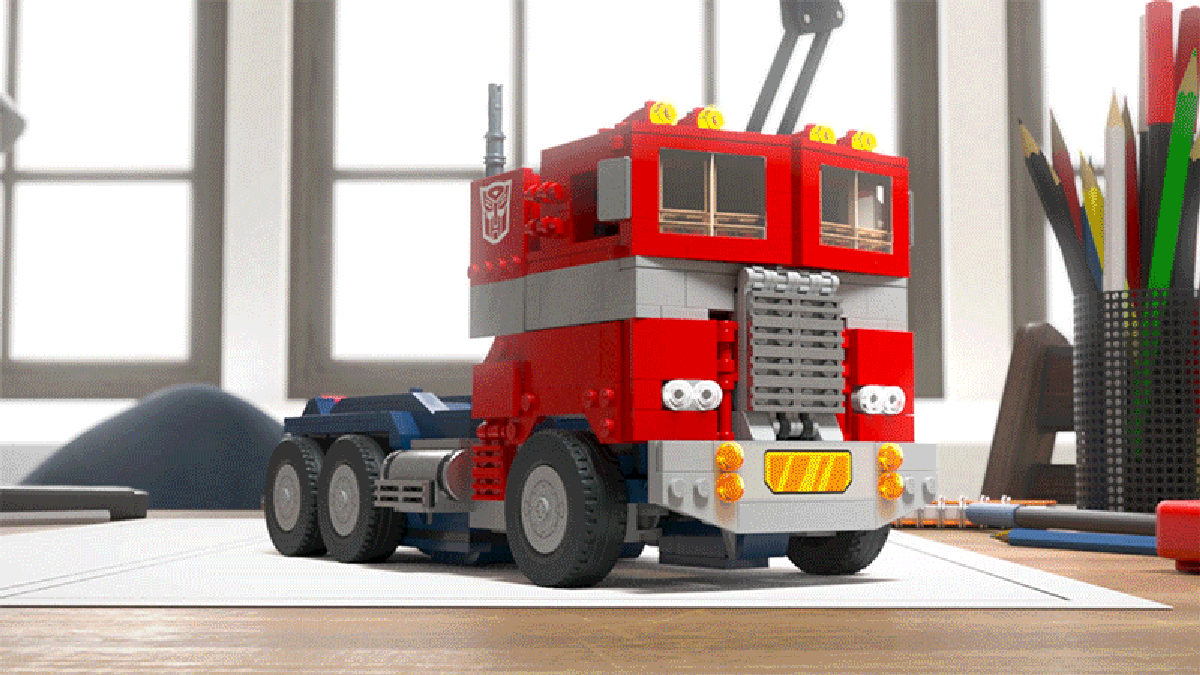 Lego Optimus Prime es un mashup de juguete retro impecable