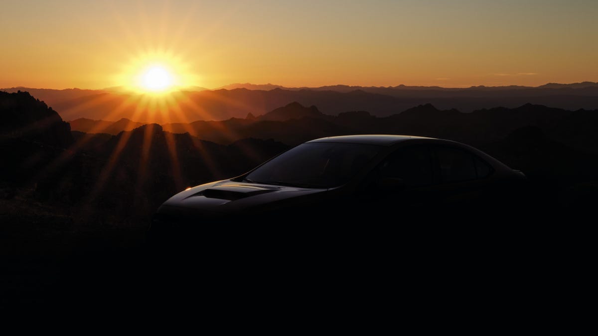 Một đoạn teaser gợi ý rằng Subaru WRX 2022 sẽ ra mắt trong năm nay