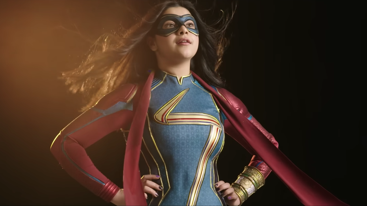 Fani Ms. Marvel przechytrzyli Kapitana Marvela w nowych filmach promocyjnych