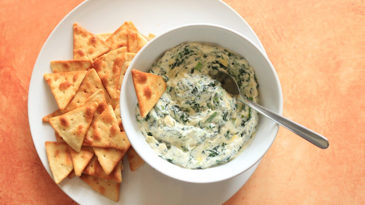 1E504B01Da8802Be97B65B3C78E87977 Make This Spinach And Artichoke Dip With Three Ingredients And