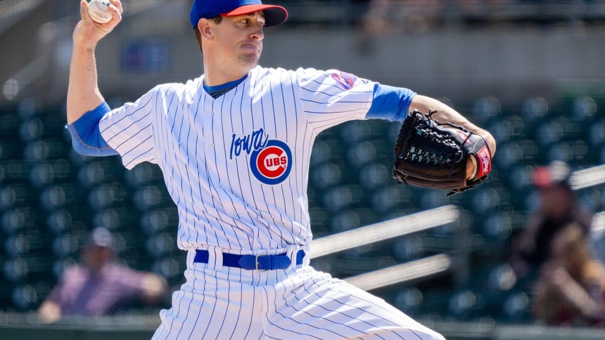 Kyle Hendricks will make his season debut when the Cubs take on the Mets